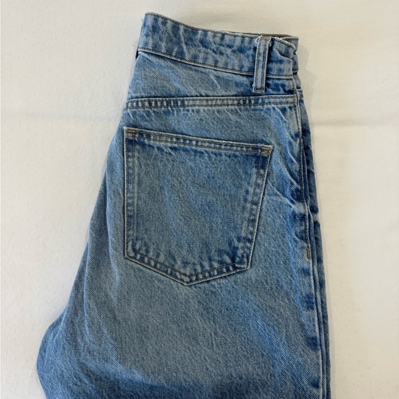 High Waisted Zara Jeans - Picture 2 of 3